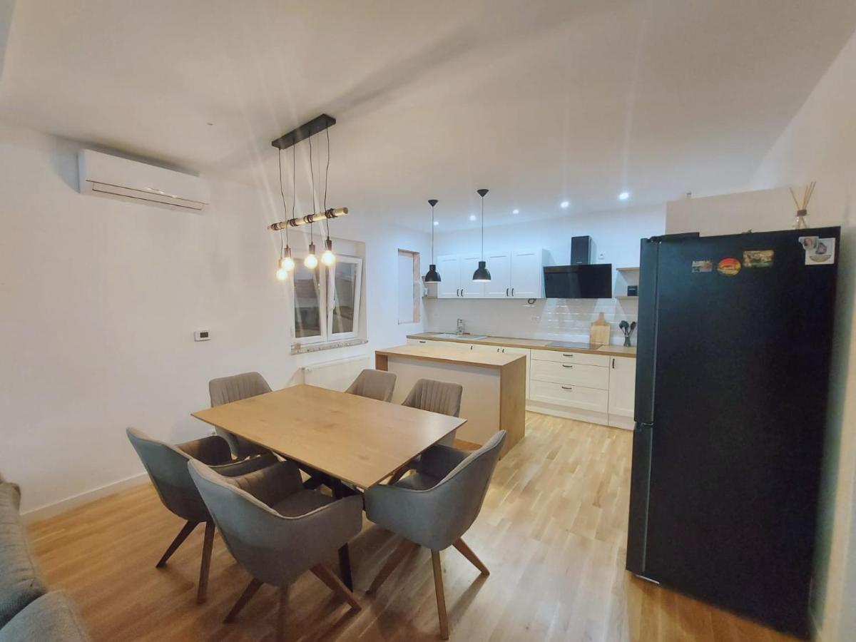 Apartman Lucija Apartment Biograd Na Moru Bagian luar foto