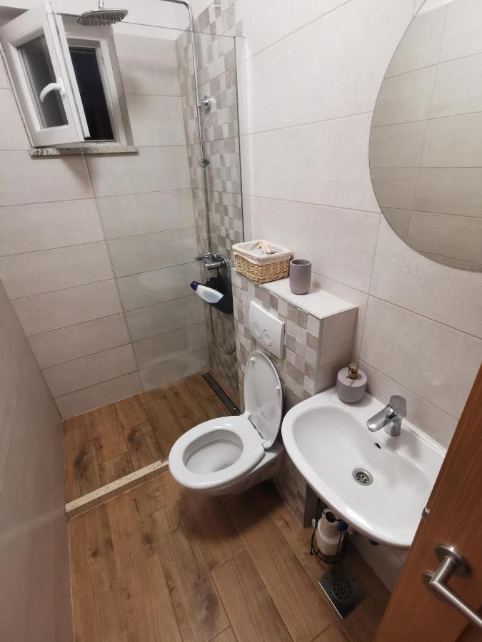 Apartman Lucija Apartment Biograd Na Moru Bagian luar foto