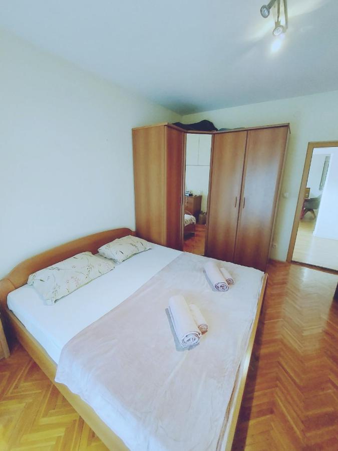 Apartman Lucija Apartment Biograd Na Moru Bagian luar foto